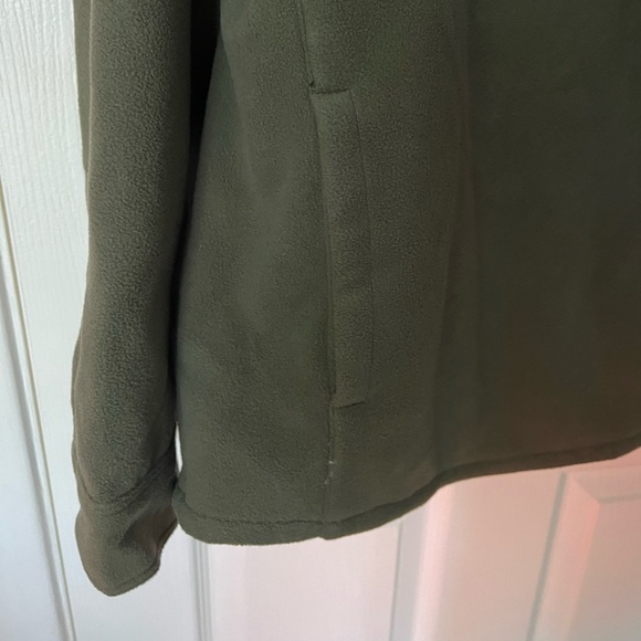 Mens Buttoned Warm Shirt NWT - Picture 6 of 7